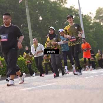 Runner Photo 6498206