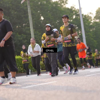 Runner Photo 6498213