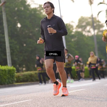 Runner Photo 6498245