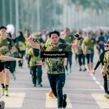 Runner Photo 6498289