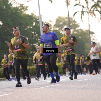 Runner Photo 6498308
