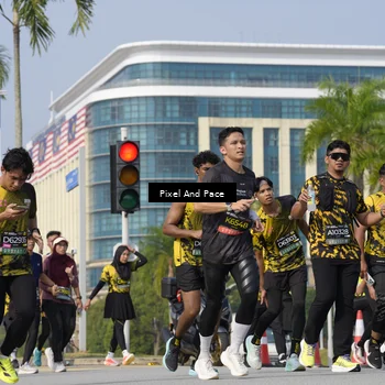 Runner Photo 6498309