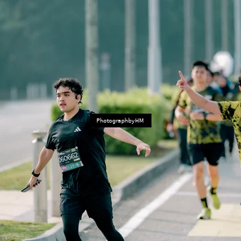 Runner Photo 6498325