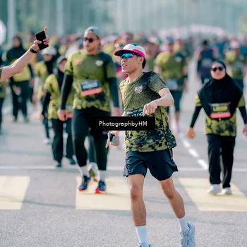 Runner Photo 6498330
