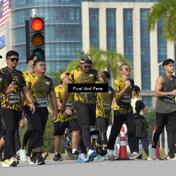 Runner Photo 6498351