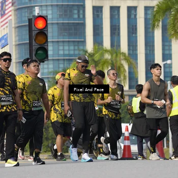 Runner Photo 6498352