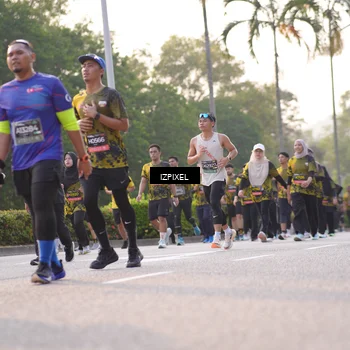 Runner Photo 6498356