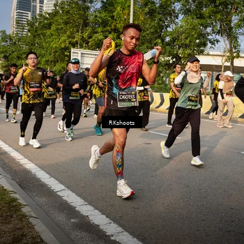 Runner Photo 6498359