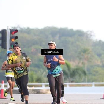 Runner Photo 6498363