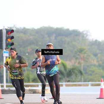 Runner Photo 6498365