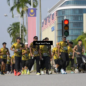 Runner Photo 6498371