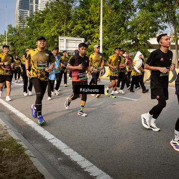 Runner Photo 6498391