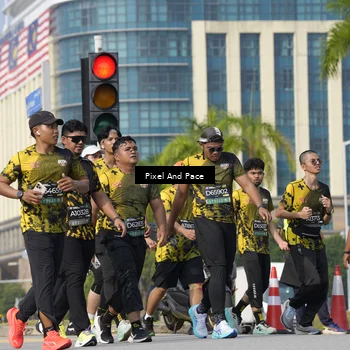 Runner Photo 6498392