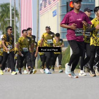 Runner Photo 6498393