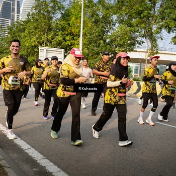 Runner Photo 6498422