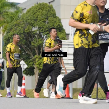 Runner Photo 6498438