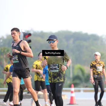 Runner Photo 6498442