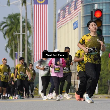 Runner Photo 6498455