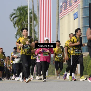 Runner Photo 6498475