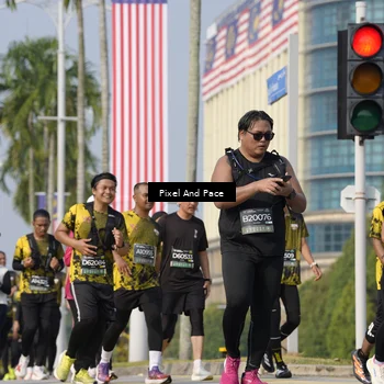 Runner Photo 6498499