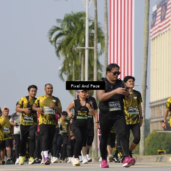Runner Photo 6498512