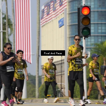 Runner Photo 6498534
