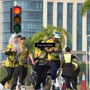 Runner Photo 6498572