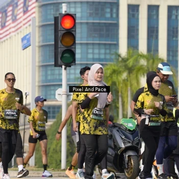 Runner Photo 6498584