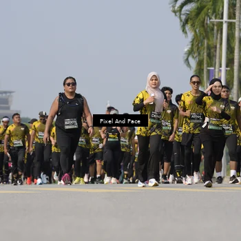 Runner Photo 6498590