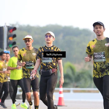 Runner Photo 6498595
