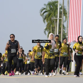 Runner Photo 6498608