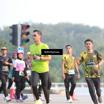 Runner Photo 6498626