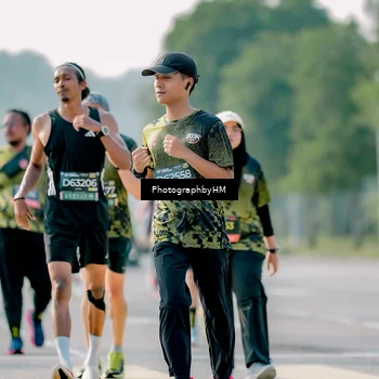 Runner Photo 6498640