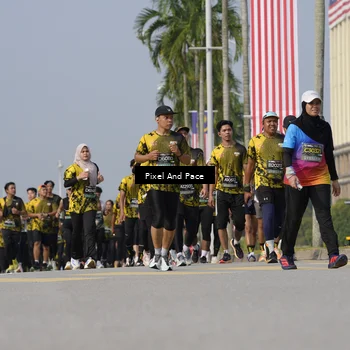 Runner Photo 6498655