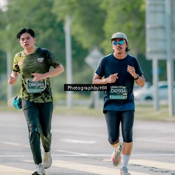 Runner Photo 6498659