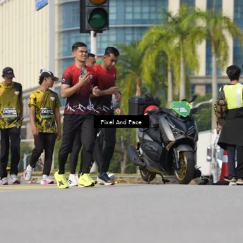 Runner Photo 6498677
