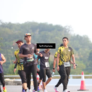 Runner Photo 6498695