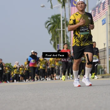 Runner Photo 6498697