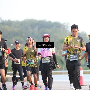 Runner Photo 6498702