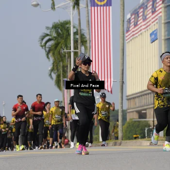 Runner Photo 6498752