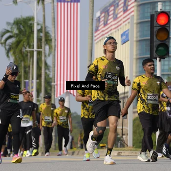 Runner Photo 6498764