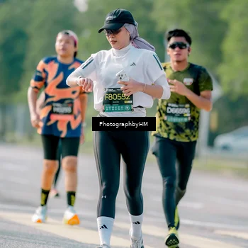 Runner Photo 6498765