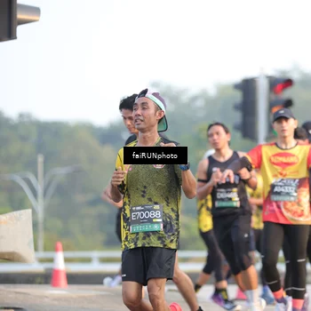 Runner Photo 6498791