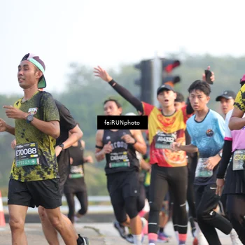 Runner Photo 6498795
