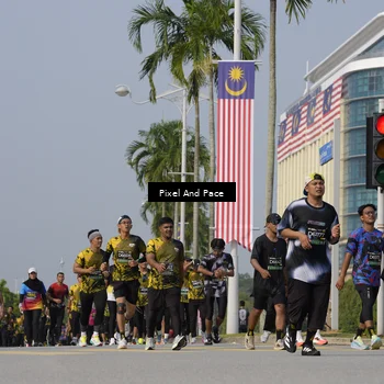 Runner Photo 6498811