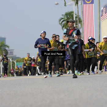 Runner Photo 6498859