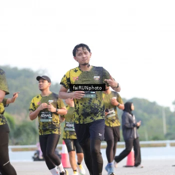 Runner Photo 6498888