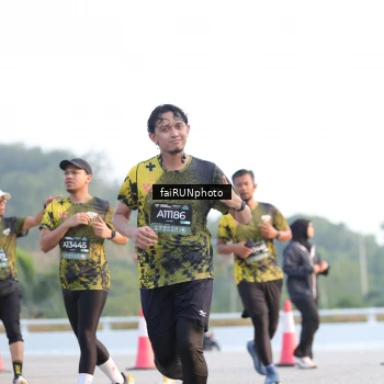 Runner Photo 6498895