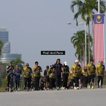 Runner Photo 6498897