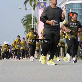 Runner Photo 6498917